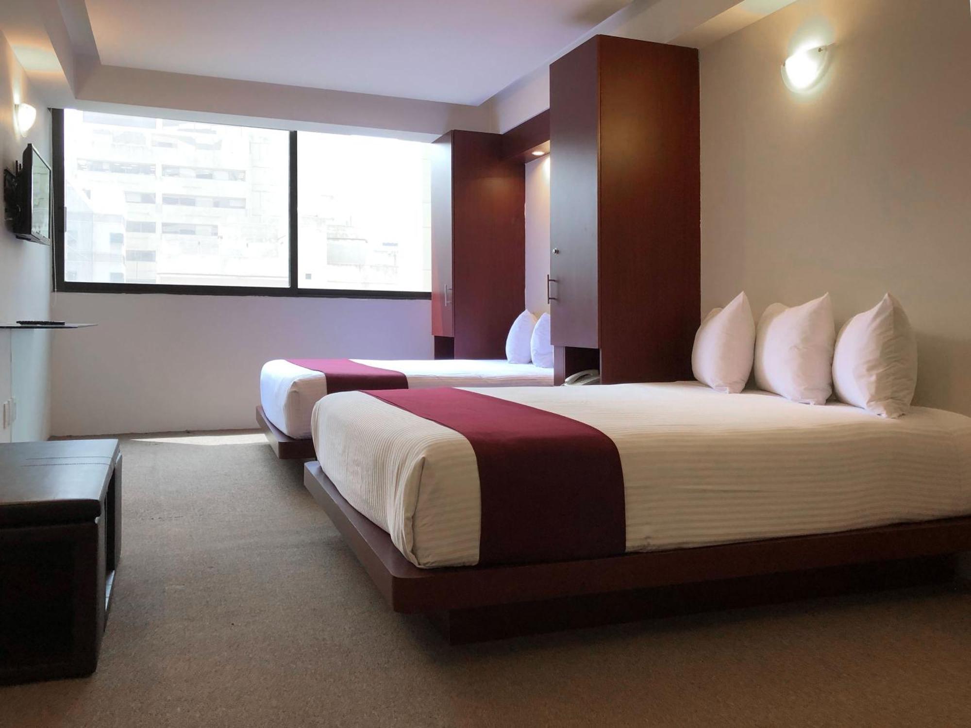 Suites Capri Reforma Angel 380 Mexico City Bilik gambar